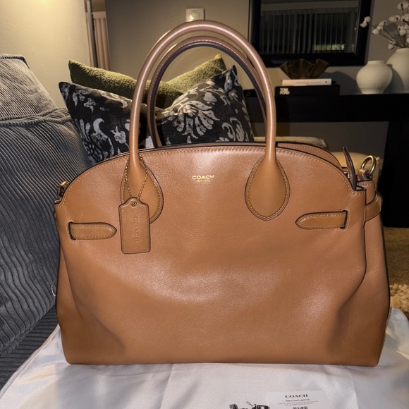 The Infamous Coach Empire 40 Handbag! - Picture 1 of 8
